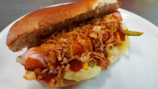 Arriba`s Hot Dog